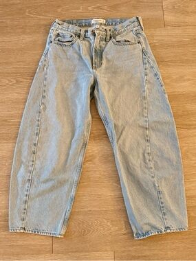 abercrombie barrel jeans